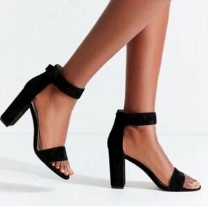 Jeffrey Campbell Lindsay Ankle Strap Block Heel Sandal Size 7